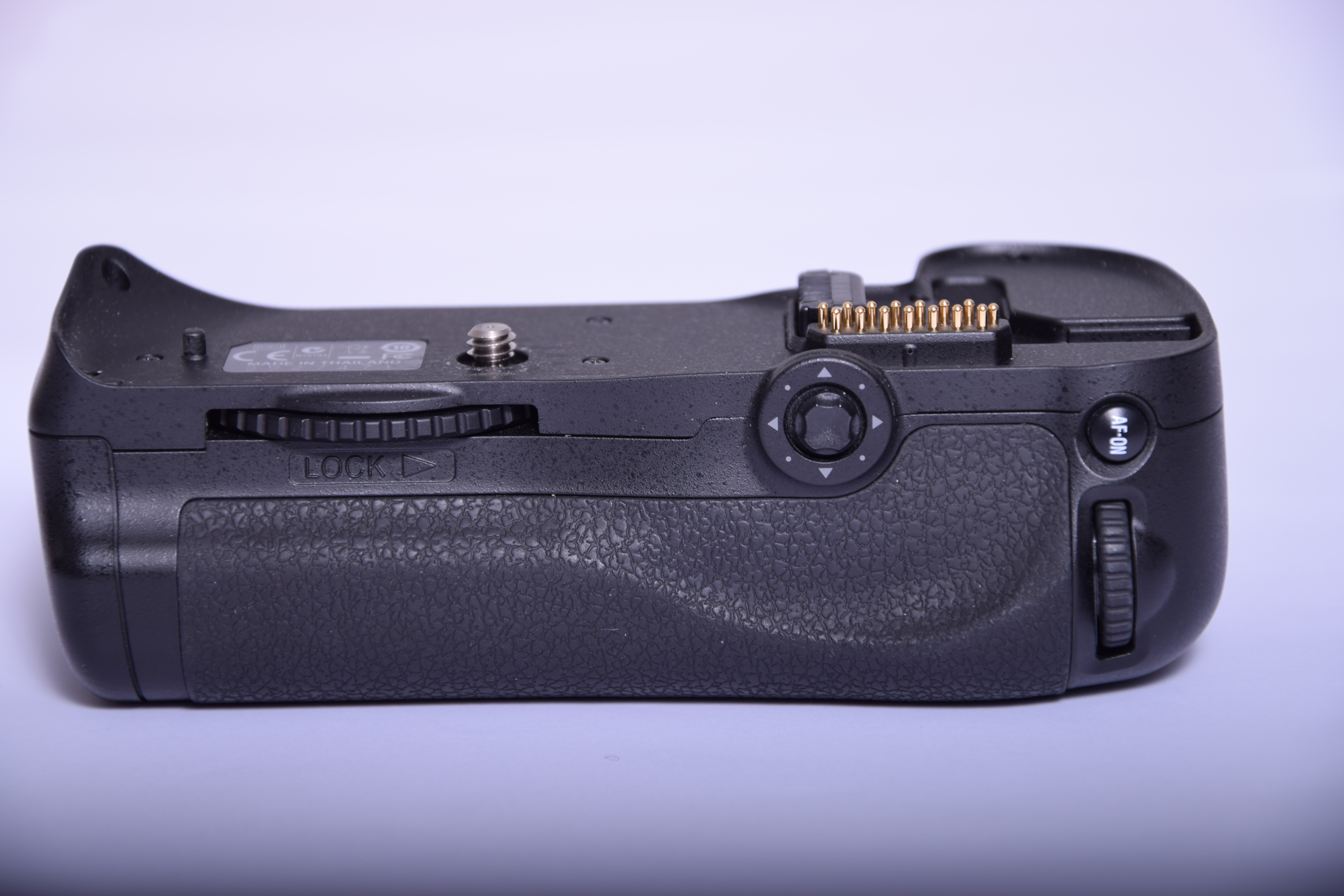 Review: Nikon MB-D10 – Lars Bodin